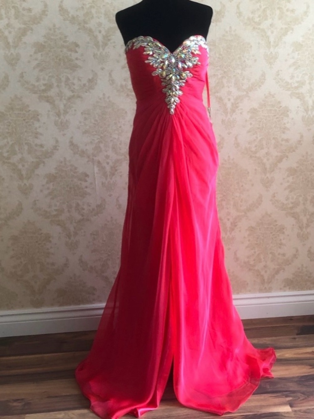 BNWT La Femme Hot Pink Strapless Chiffon Gown with Jeweled Sweetheart Bodice